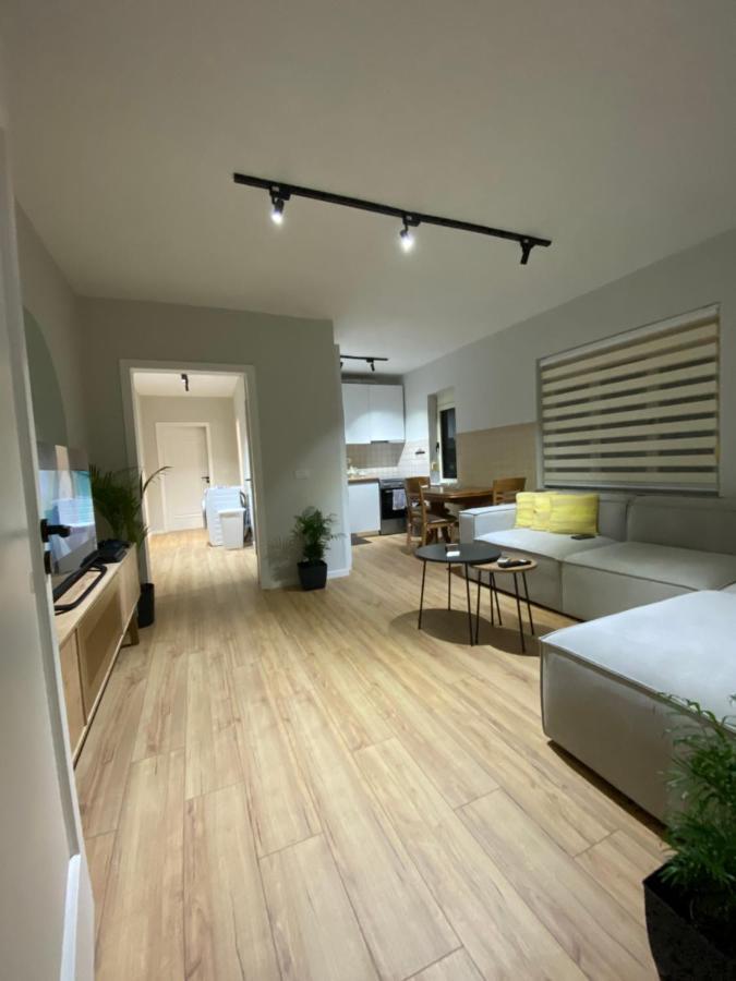 Lucas Downtown Tirana Exterior foto
